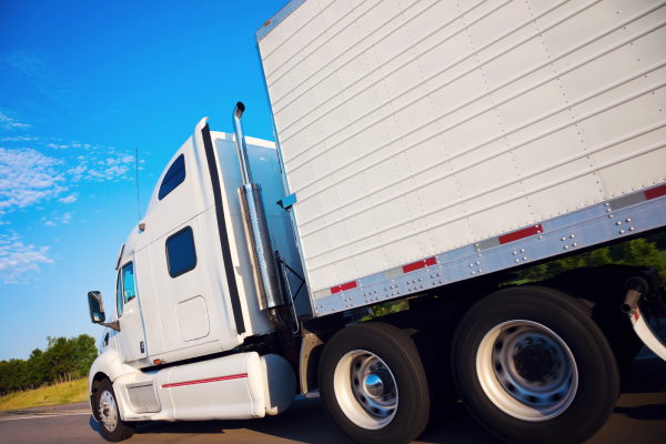 Maximizing compensation after an 18-wheeler accident: expert tips from a personal injury law firm